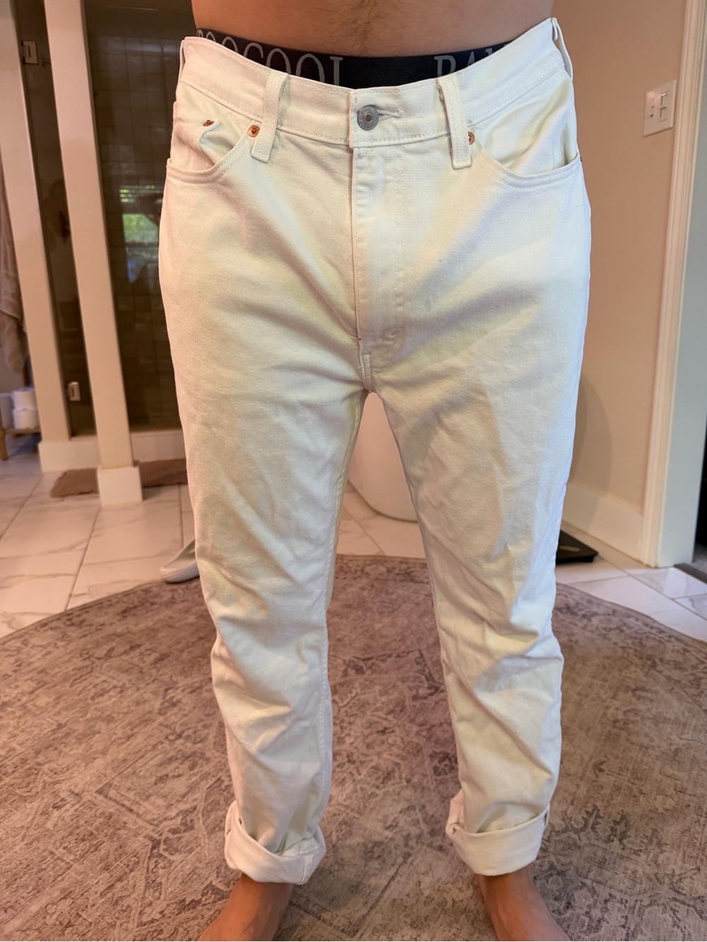 Levi's Men's Off-White Slim Straight Jeans